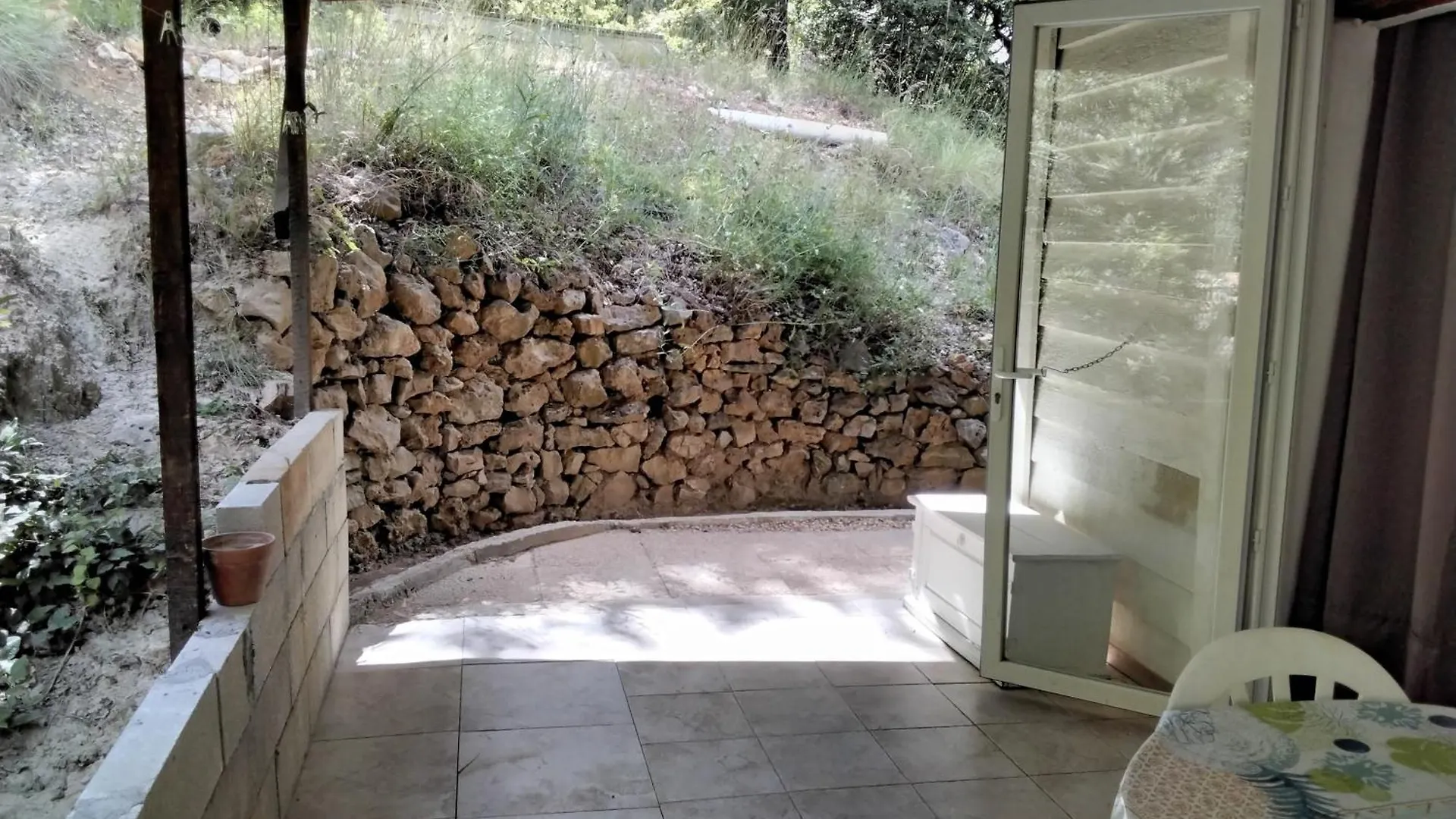 Chalet Villa Cabanon 50M2 à Meounes-les-Montrieux